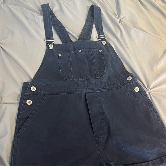 Brandy Melville Overalls Shorts - Picture 9 of 10